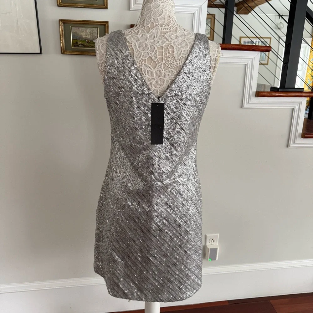 BANANA REPUBLIC Monogram Silver Sequin Dress NWT Sz 10 - Picture 4 of 5